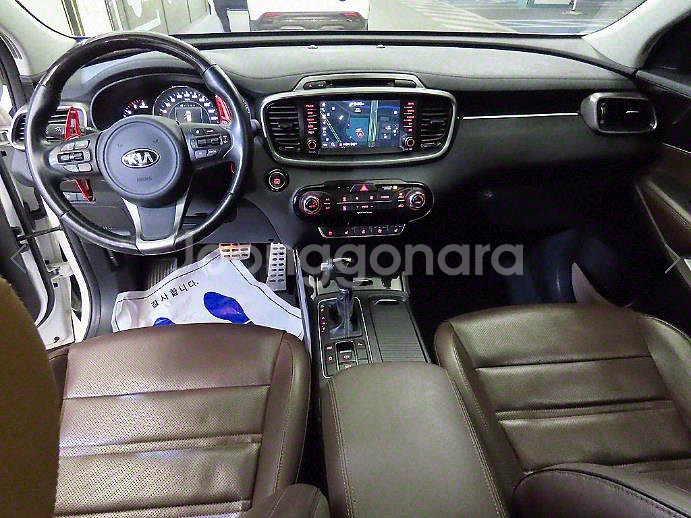 @16년식 올 뉴쏘렌토 R2.0 2WD 노블레스 스페--9