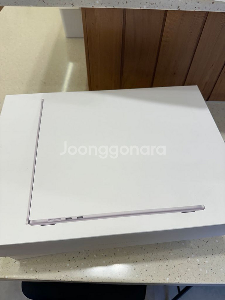 맥북 에어 m2 15인치 실버색상 256GB/8GB--2