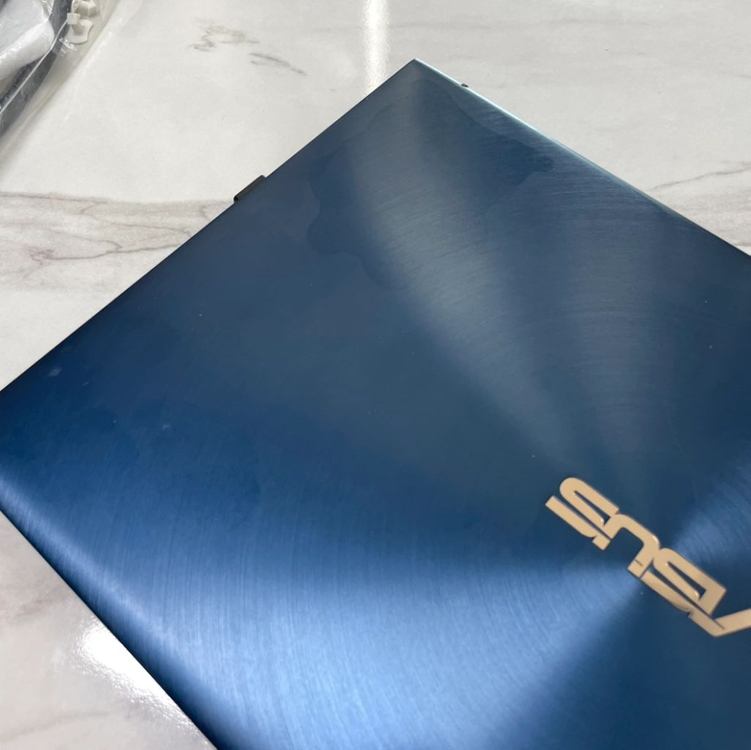 에이수스 젠북 UX434F / 스크린패드2.0 이미지