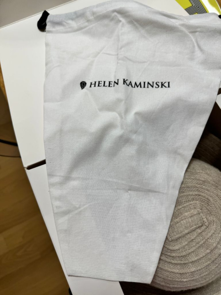 헬렌카민스키 울모자(택포)--4