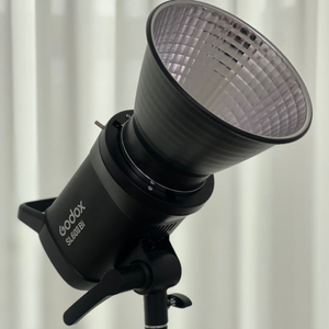 고독스 SL60II 2세대 조명