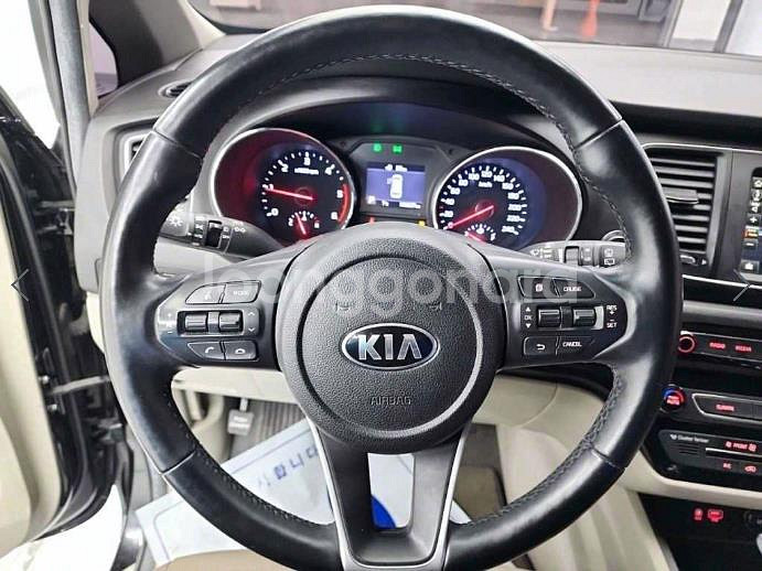 @18년식 더 뉴카니발 9인승 디젤 럭셔리 전국최저가--8