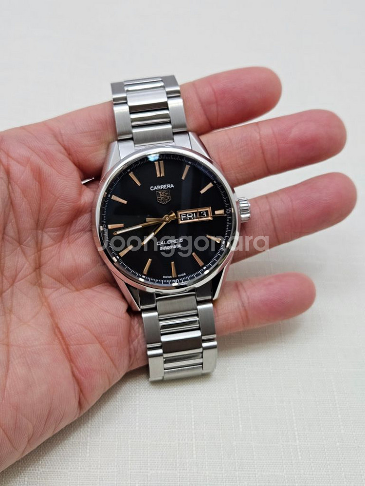 태그호이어 41mm 까레라 데이데이트 war201c--1