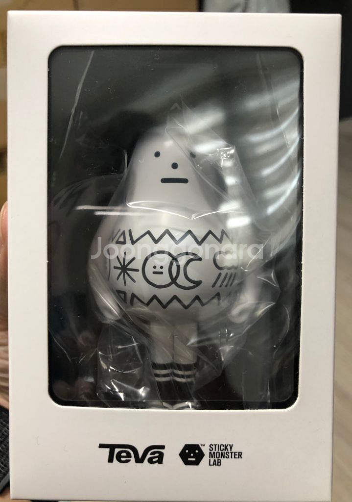 스티키몬스터랩 테바 콜라보레이션 피규어--0