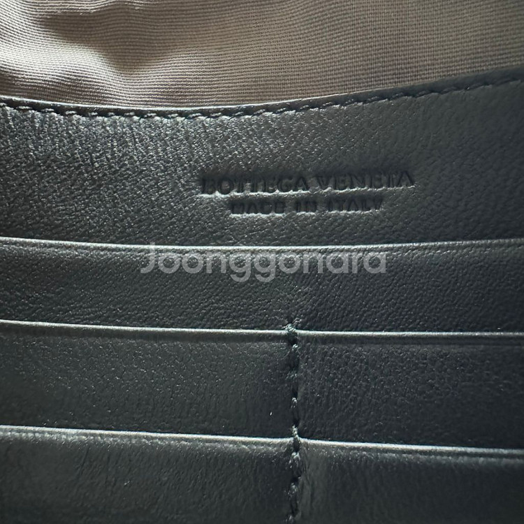 보테가베네타 인트레치아토 블랙 스몰 클러치--1