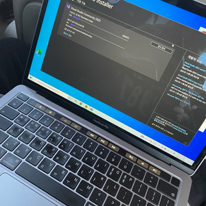 맥북프로 13인치 2020 인텔 16gb 512SSD