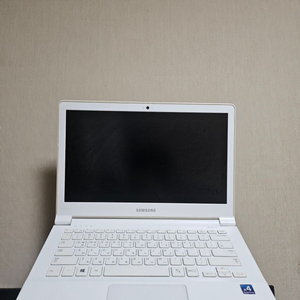 삼성 노트북 NT905S3G-K1WD