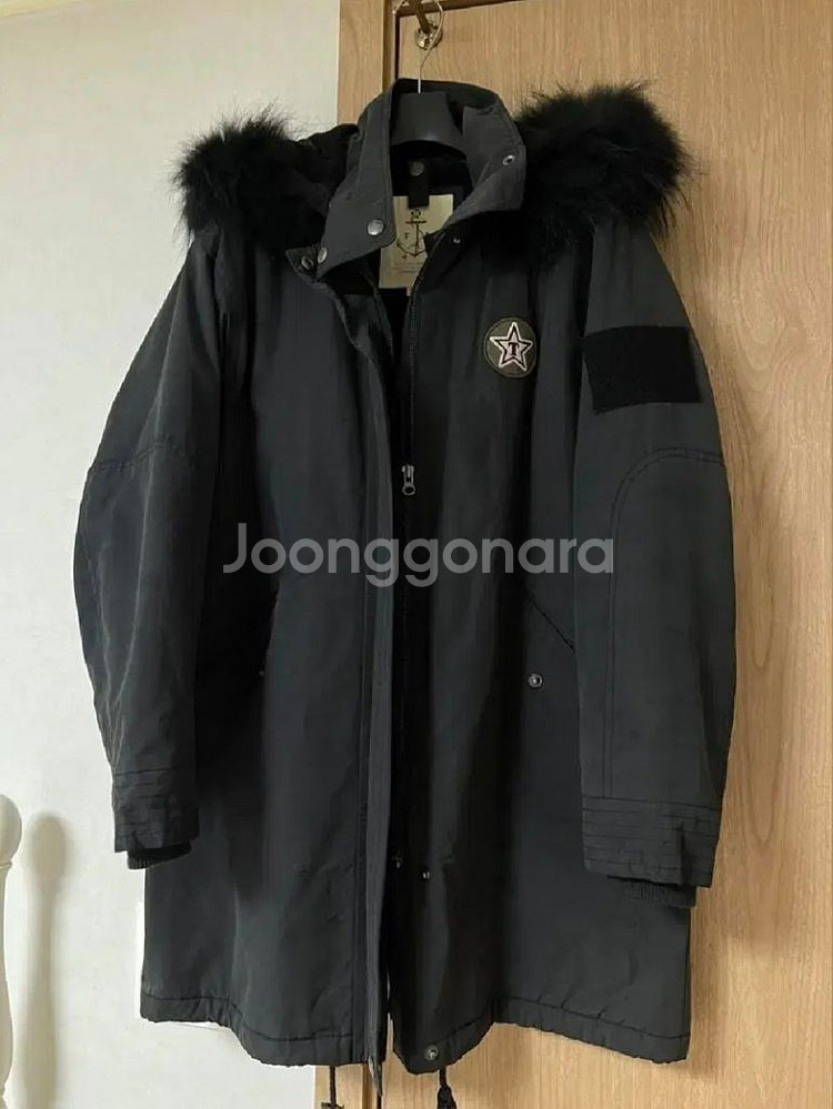 써쓰데이아일랜드야상패딩--3