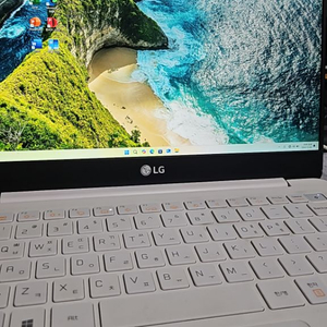 LG 그램 13Z950 노트북