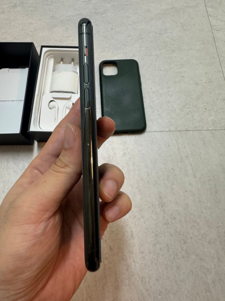 아이폰11프로 256 풀박스--3