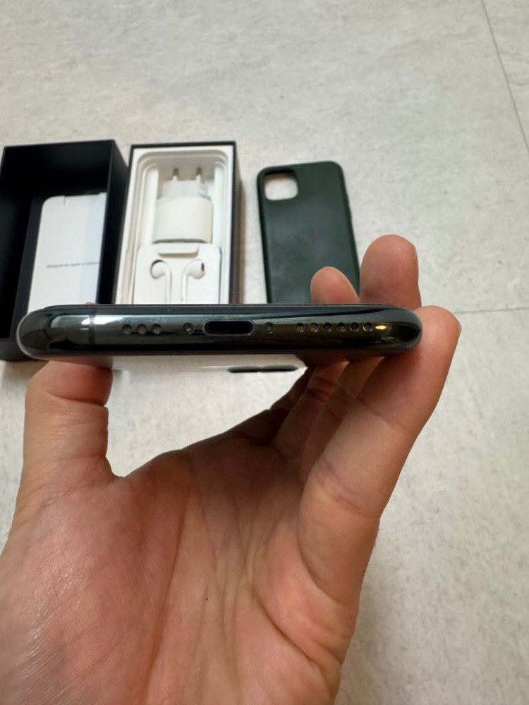 아이폰11프로 256 풀박스--4