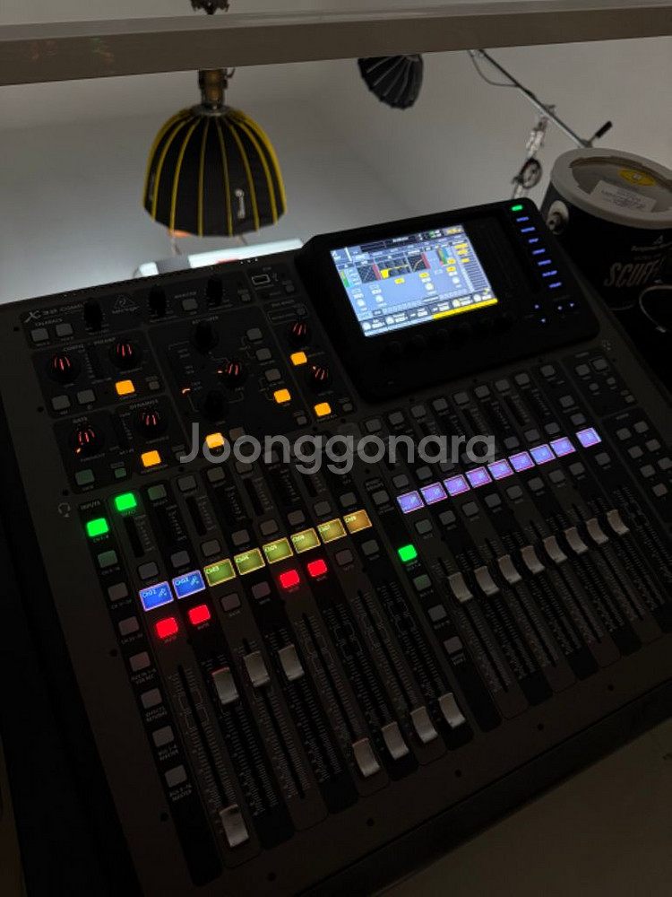 베링거 x32 컴팩트--1