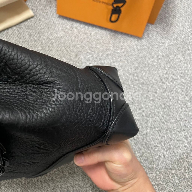 루이비통 토뤼옹 모노그램 스티머 백 PM m24436--9