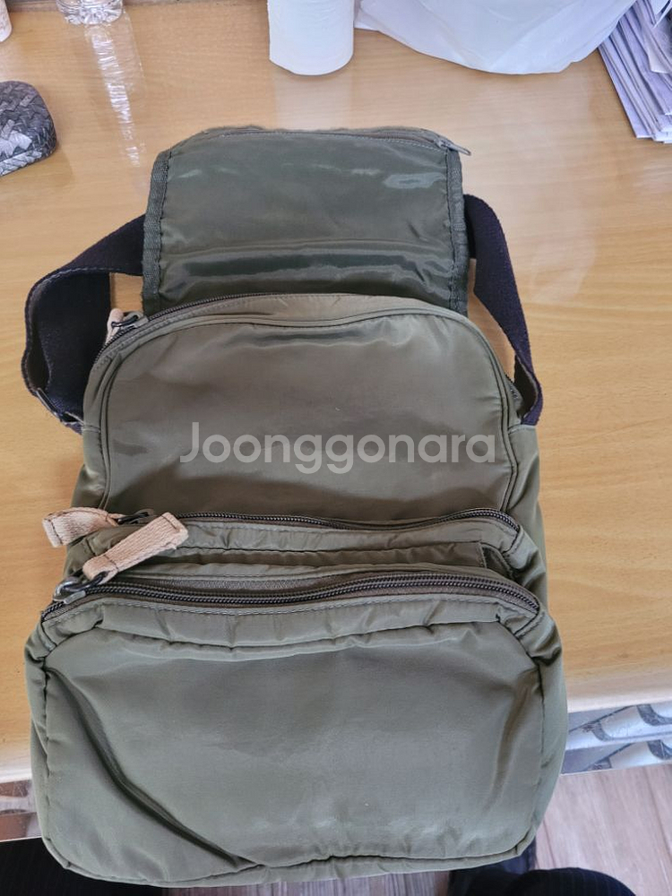 ck 캐빈클라인 정품 크로스백--1