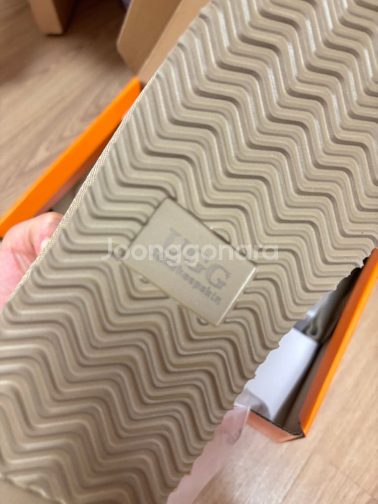 호주어그 디케이 키높이 울트라미니 플랫폼(새상품)--1