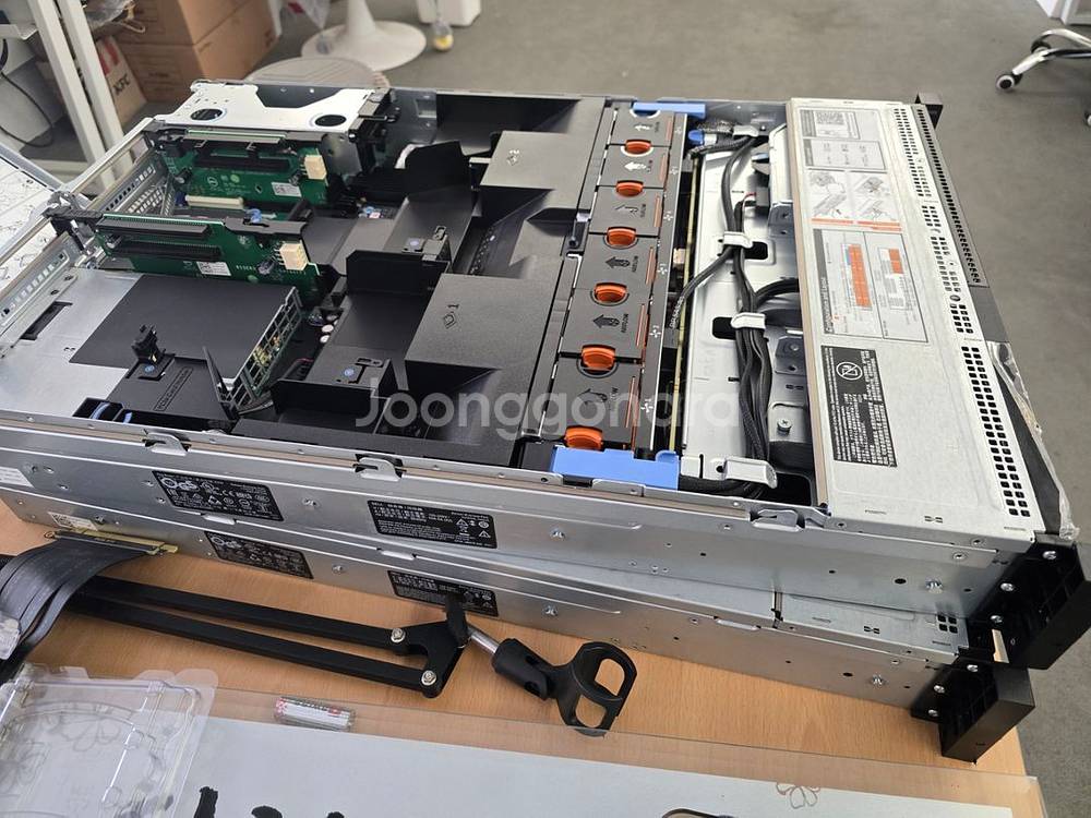 중고서버 (DELL r730)--2