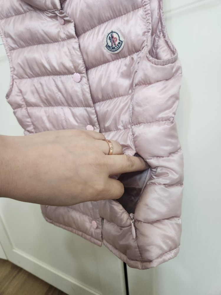 몽클레어 키즈 패딩조끼 이미지