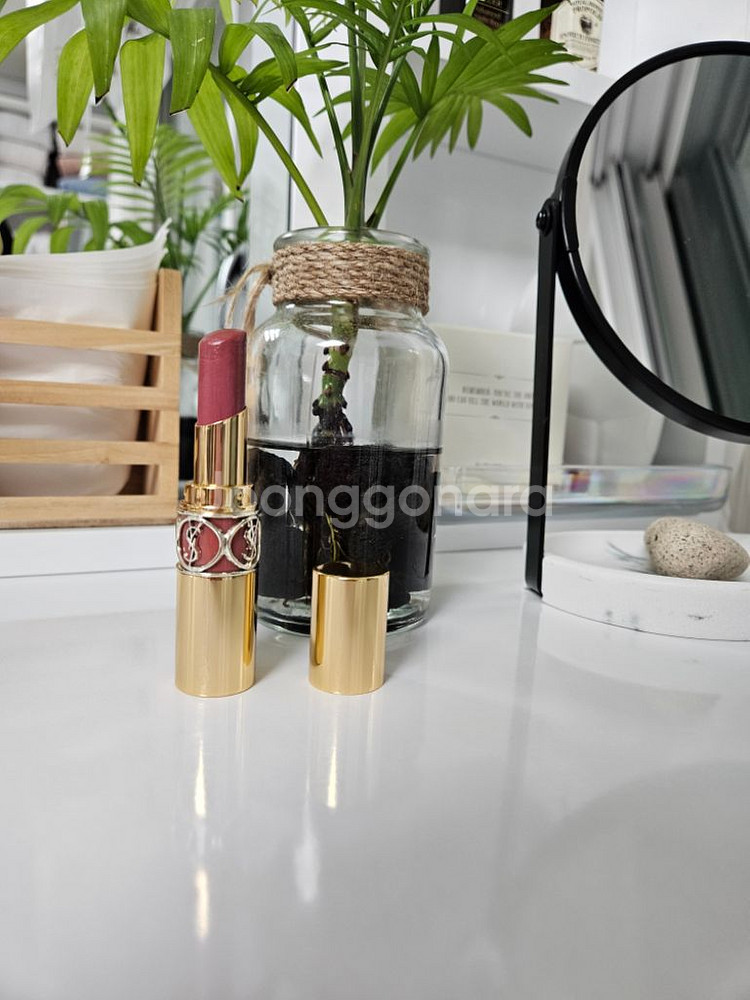 입생로랑 YSL 루쥬 볼립떼 샤인 147--8