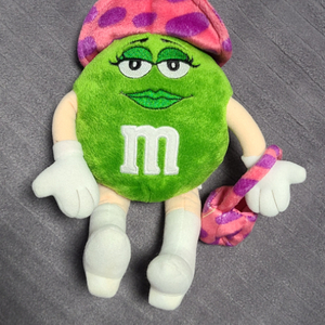 m&m 초콜렛 인형