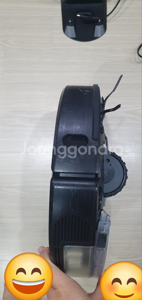 샤오미 로보락 s6 maxv 로봇청소기 팝니다.--3