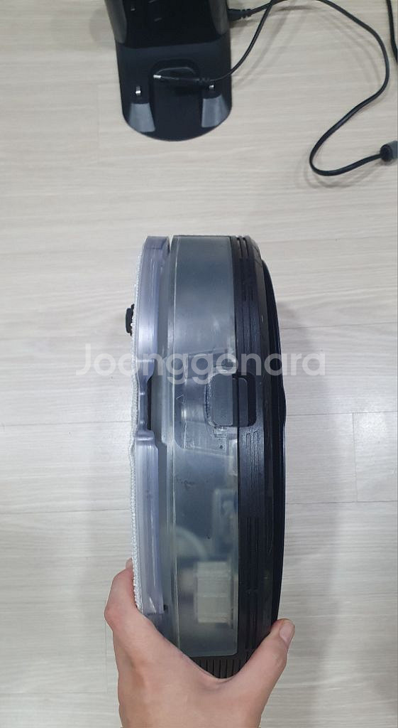 샤오미 로보락 s6 maxv 로봇청소기 팝니다.--2