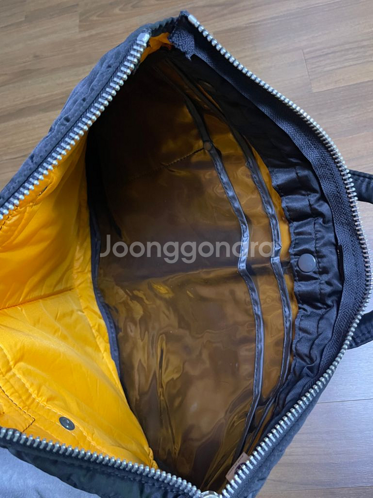 포터 헬멧 라지 토트백 팝니다 상태S--2