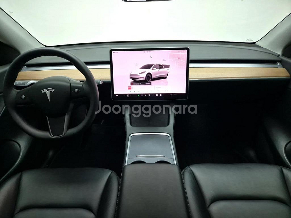 테슬라 모델 Y AWD 롱 레인지--2