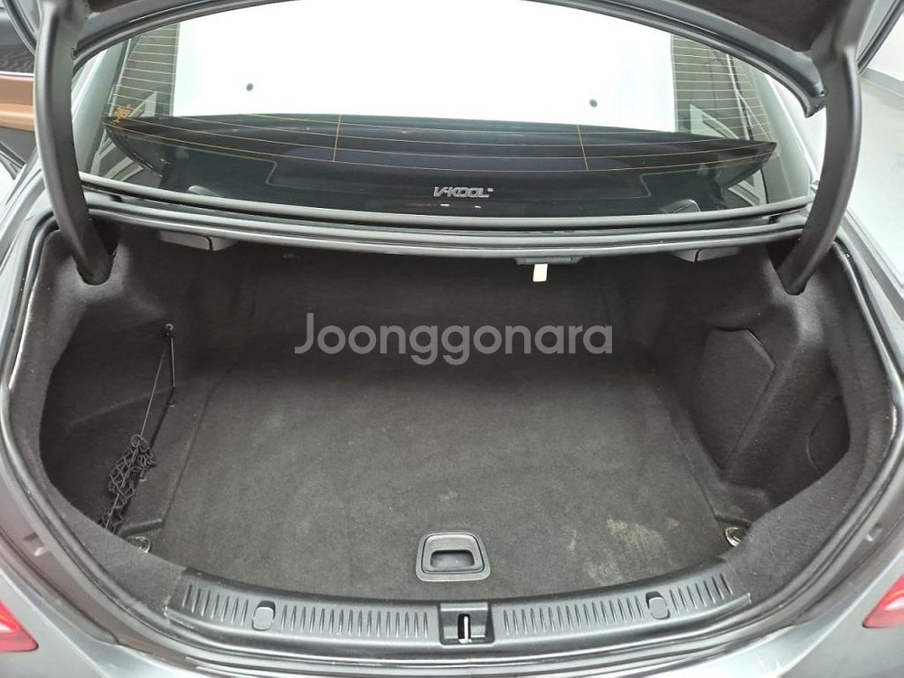 벤츠 E클래스(5세대) E220d 아방가르드--6