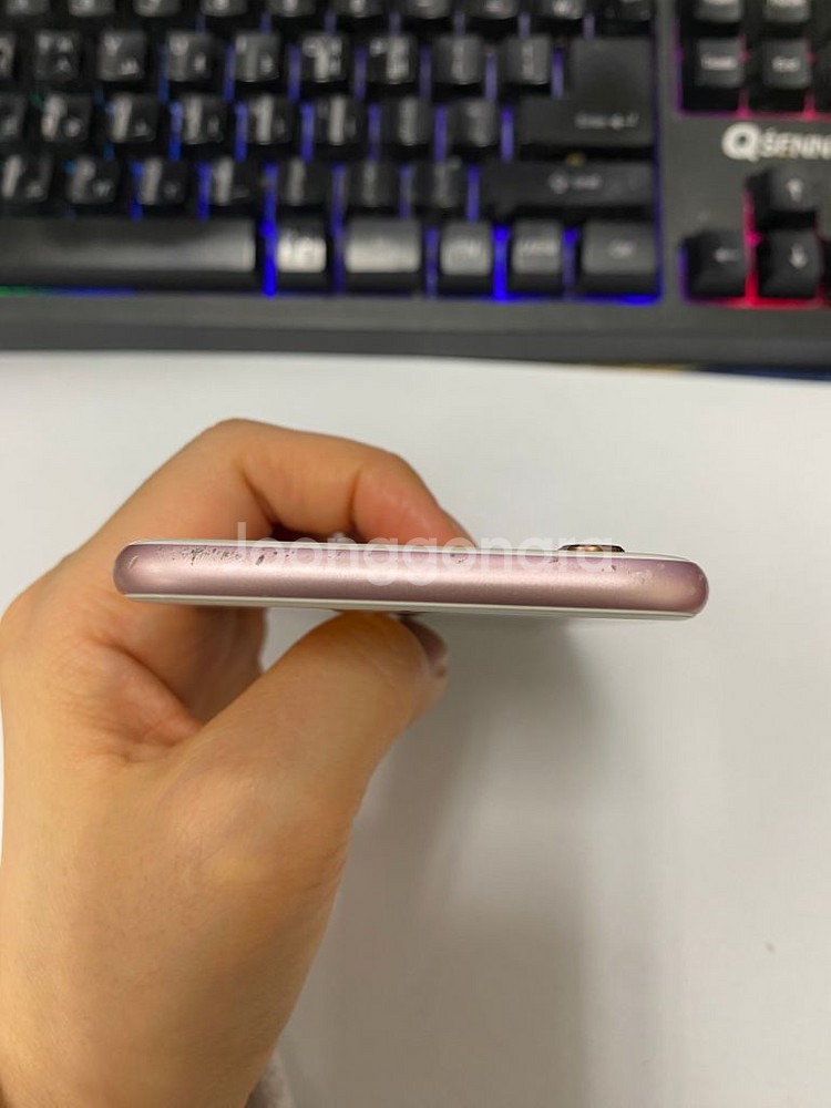 아이폰6S 로즈골드 액정SS급 16GB 배터리성능100--3