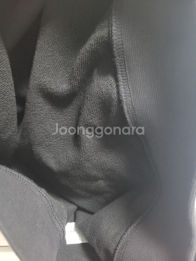 새상품)디스커버리 공용 자수로고 오버핏 맨투맨 100--5