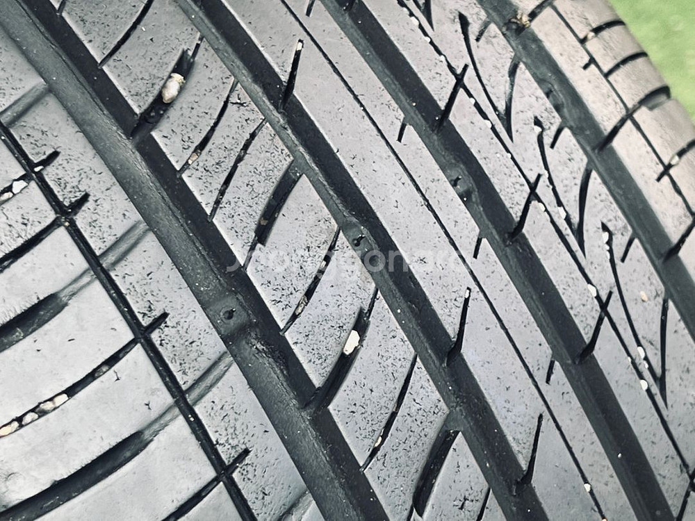 225 55 17 금호 마제스티 ku50 중고타이어--6