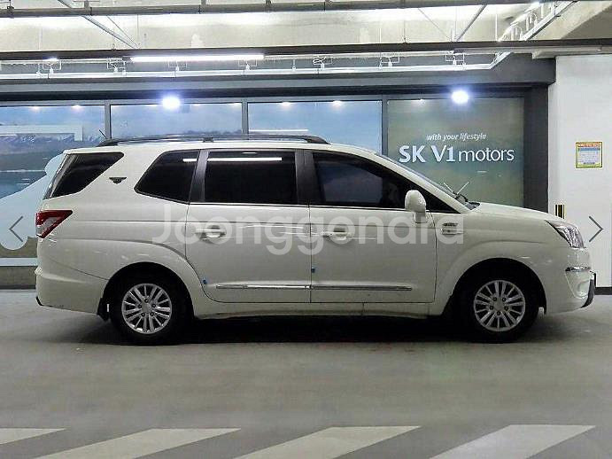 @16년식 코란도 투리스모 2.2 4WD 9인승 TX--2