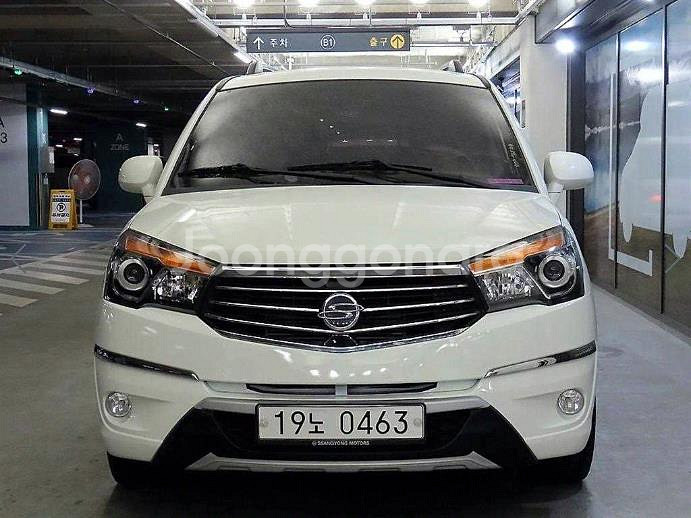 @16년식 코란도 투리스모 2.2 4WD 9인승 TX--1