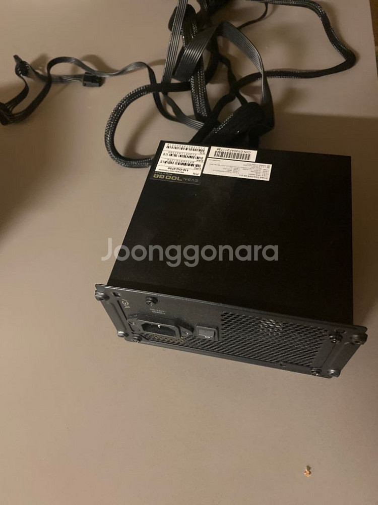 에브가 700w GQ 80 플러스 골드 파워 판매합니다--1