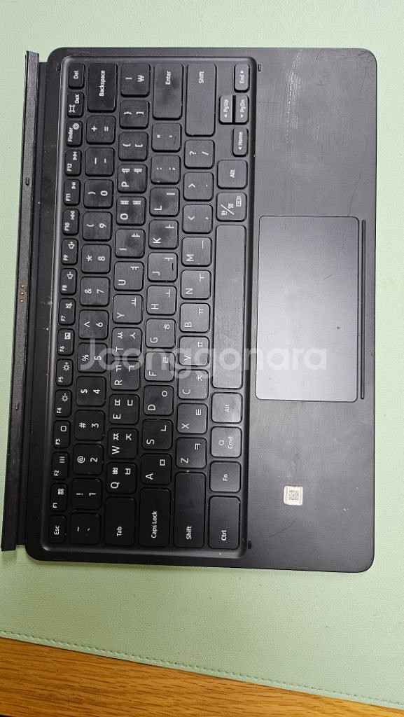 갤럭시탭 키보드북커버 S7+ S8 판매합니다--1