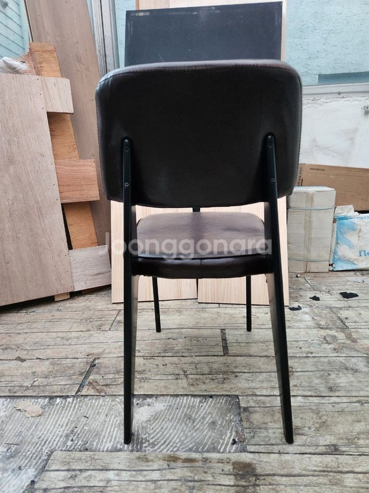 카페의자 브라운(메가커피)--2