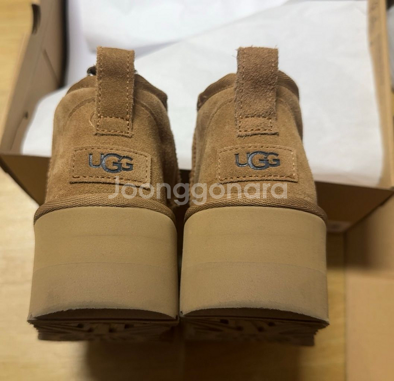 UGG 클래식 울트라 미니 플랫폼 240사이즈--3