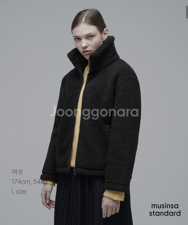 미착용] 무신사 스탠다드 우먼즈 하이넥 쉐르파 플리스--1