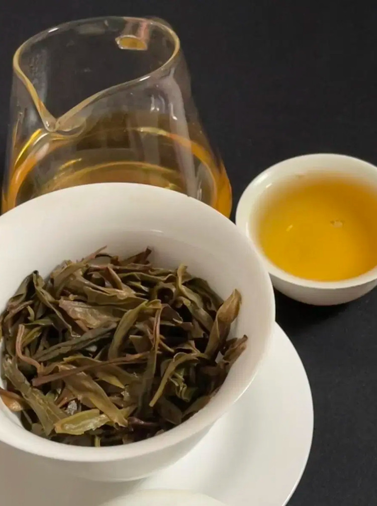 보이차 야생빙도 생차 357g 이미지