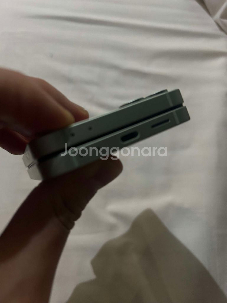 갤럭시 Z플립 6 256--8