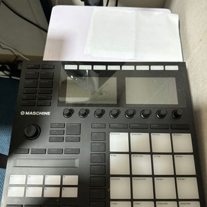 ni maschine mk3 풀박스 판매합니다