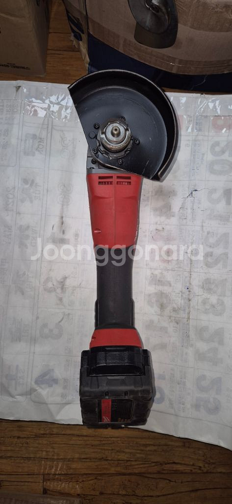 밀워키 충전그라인더 M18 FSAGV100X PDB배터--2