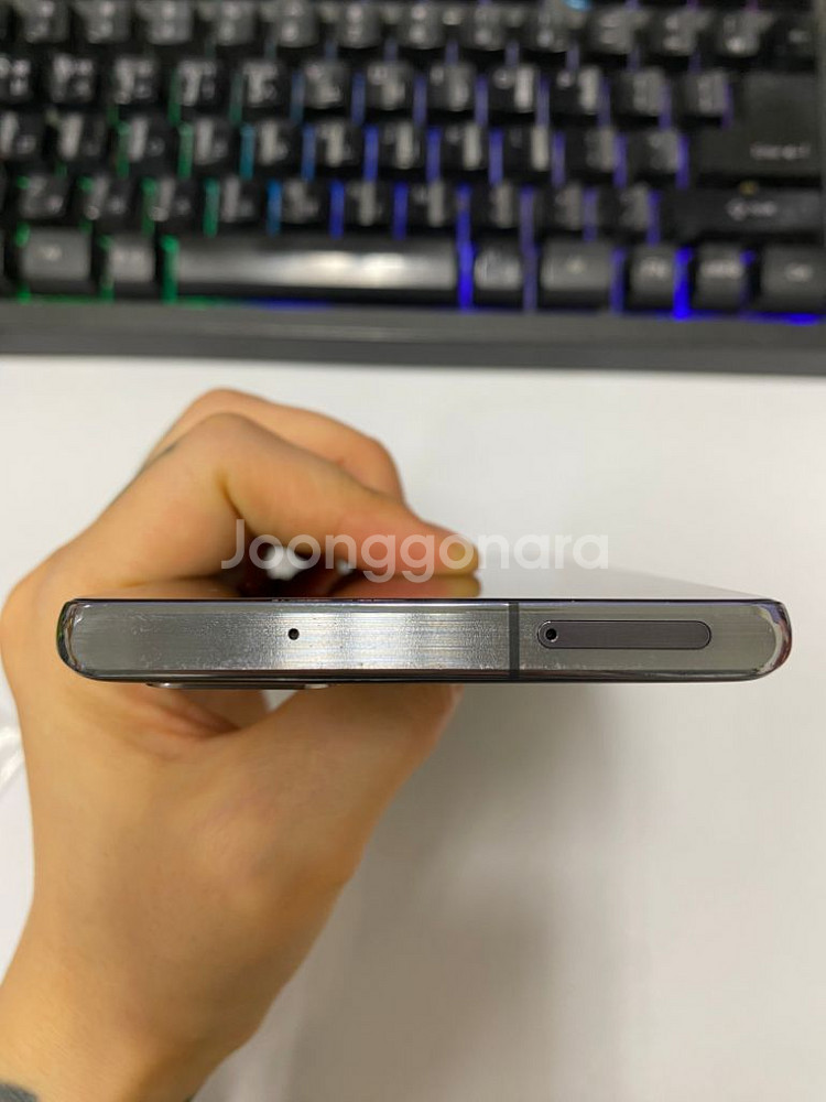 KT 갤럭시노트20 그레이 외관깔끔 256G 배달폰--7