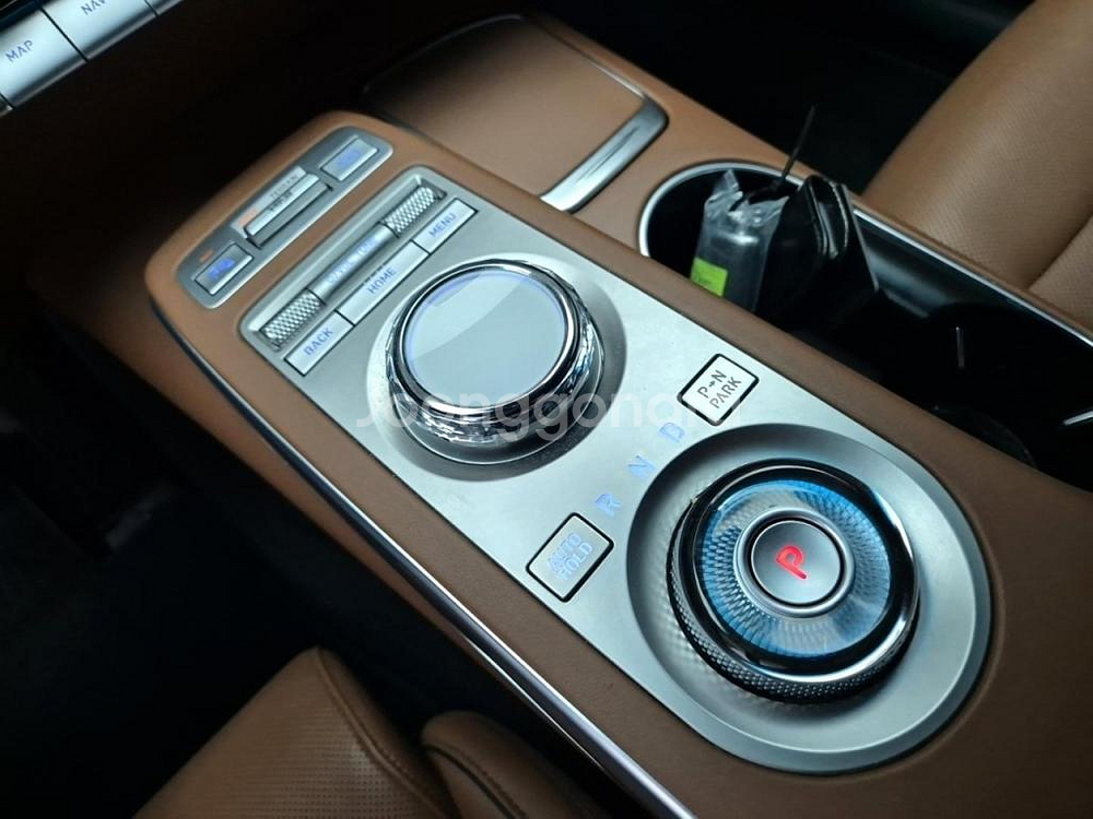 제네시스 GV70 2.5T AWD 기본형--7