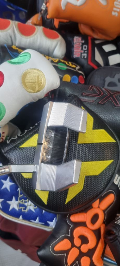 스카티카메론 퍼터 팬텀x5.5 이미지