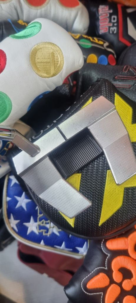 스카티카메론 퍼터 팬텀x5.5 이미지