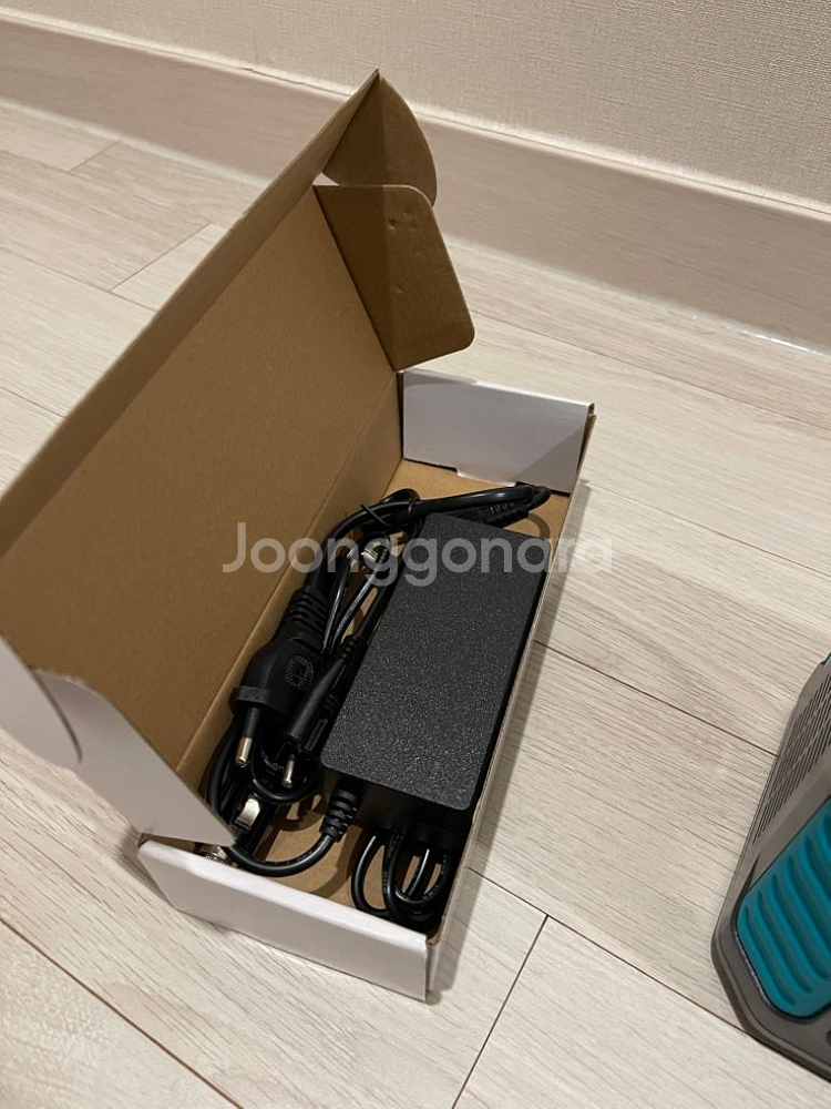 로모스RS300 파워뱅크--3
