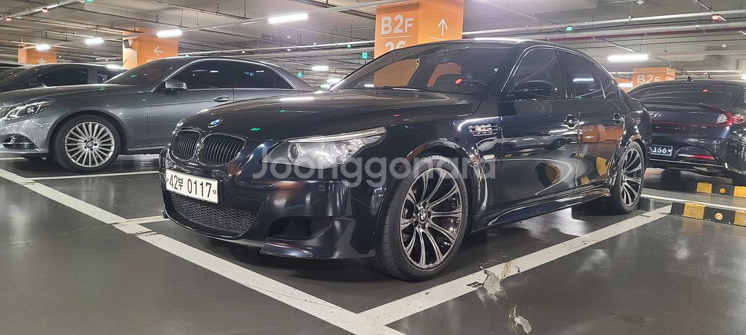 BMW E60 M5 V10 5000CC LCI 후기형--1
