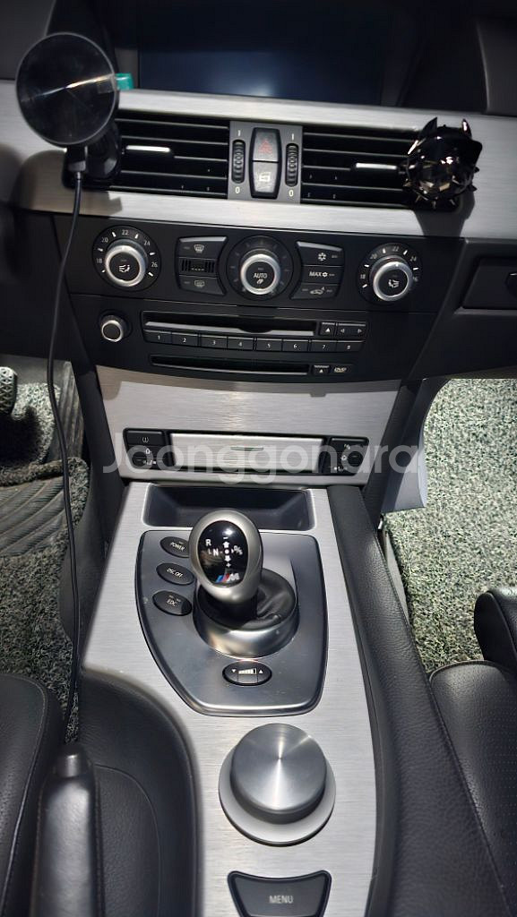 BMW E60 M5 V10 5000CC LCI 후기형--4