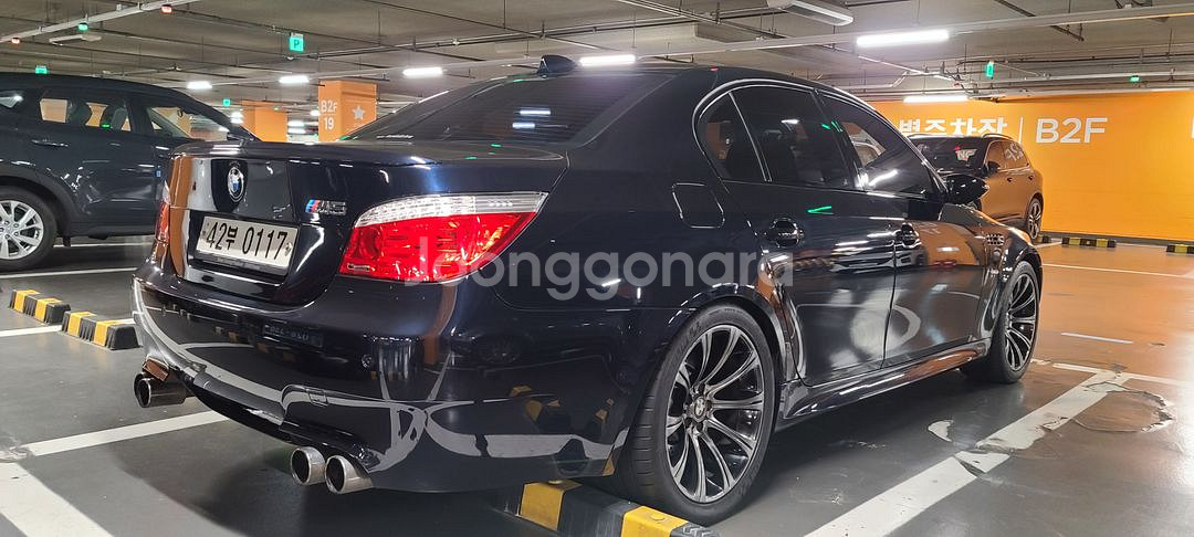 BMW E60 M5 V10 5000CC LCI 후기형--2